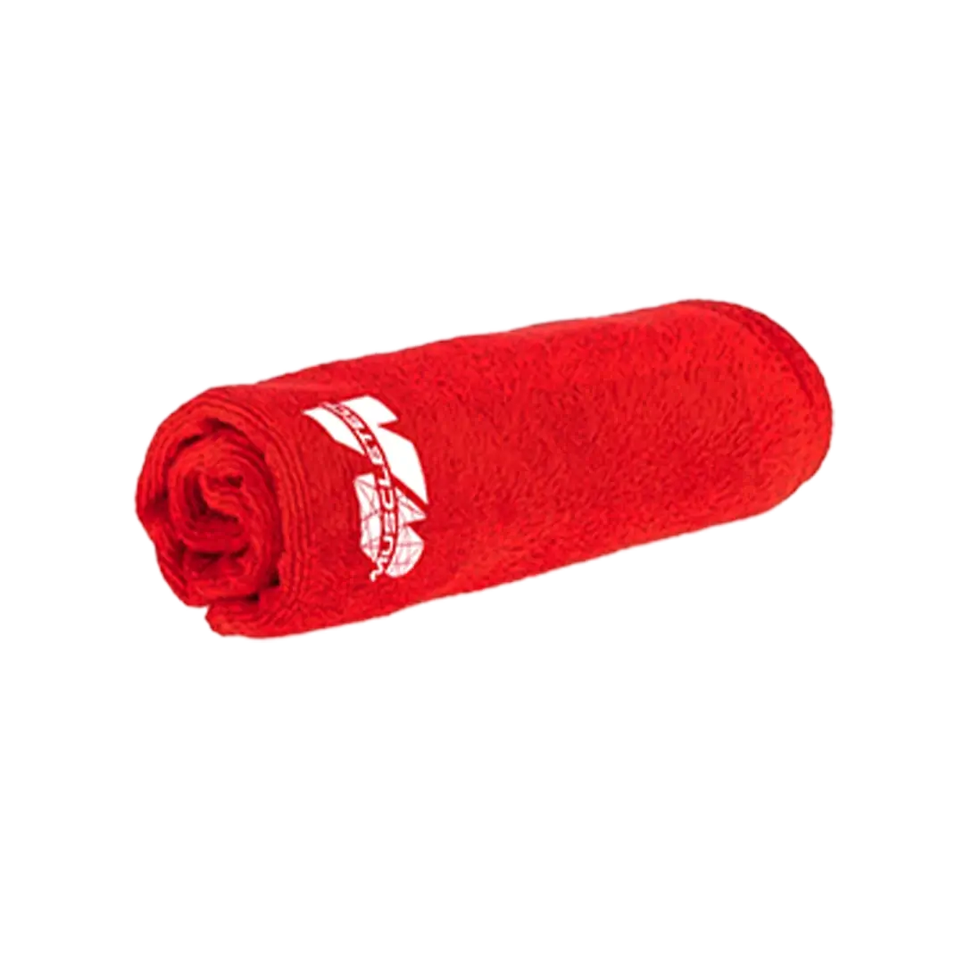 Muscletech red towel